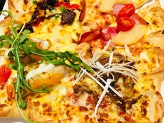 大宴金作四合一芝心披萨-必胜客(玉泉远洋店)