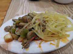 -雷祖芳老妈蹄花店