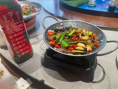 -东口码头·烧鸽子·鱼头泡饼·地方菜(金鹰悦城店)