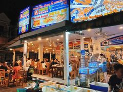 -两兄弟Song Pee Nong(2号店)