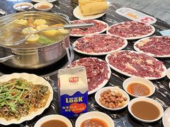 -一鼎牛鲜活牛肉城(晋江海峡国际食品城店)