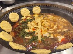 -田家大院东北农家菜铁锅炖(西安总店)
