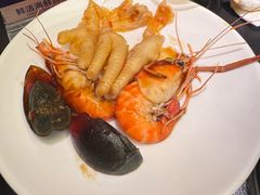 -钱小奴海鲜自助黑金店(杭州滨江龙湖店)