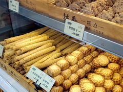 -拢香糕点(万达店)