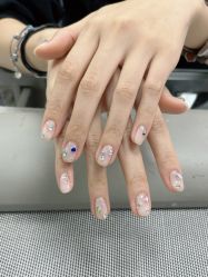 -芊屿芊浔美甲