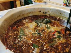 -李记称盘牛杂串串(广厦店)