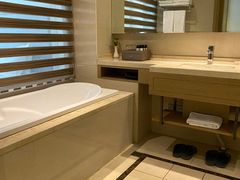 -兴芮温泉度假区