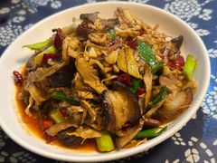 -临江餐馆二楼美食部落