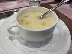忌廉蘑菇湯-玫瑰园西餐厅(新华大厦店)