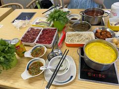 -杨老板·海鲜集市火锅·鲜切牛肉(中防万宝店)