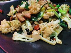 花菜炒腊肉-醉小酒馆·川菜·江湖菜·重庆菜(观音桥旗舰店)