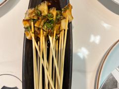 -嗨辣小聚·盘锦河蟹·海鲜烧烤龙虾(盘锦十年好店)