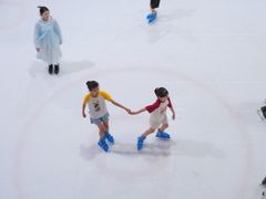 -正佳冰河湾真冰滑冰场