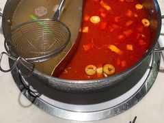 -左庭右院鲜牛肉火锅(金山万达店)