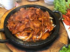 -百年石锅饭·朝鲜族传统民餐