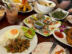 -Dang restaurant (patong phuket)