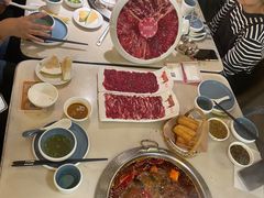 -左庭右院鲜牛肉火锅(浦江欢乐颂店)