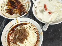 -小谭豆花(西大街店)