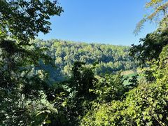 -孔雀湖生态旅游区