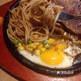 在国泰里面 这边奶茶店非常多，交通便利