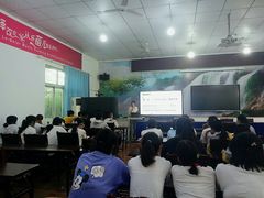 -成都濑川外国语学校