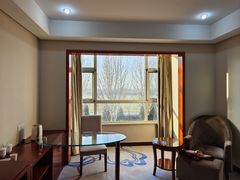 -兴芮温泉度假区