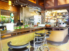 -Dash Teak House
