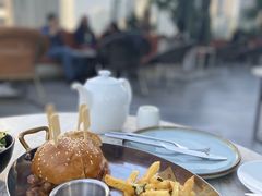 鹅肝汉堡-城市露台景观餐厅(淮海路店)