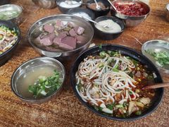 -小倪羊肉米线馆