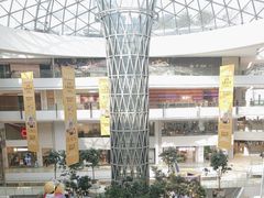 -LuOne凯德晶萃广场(徐家汇路店)