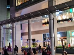 -东荟城名店仓