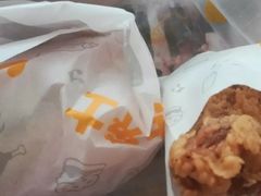 -华莱士·全鸡汉堡(财经学院店)