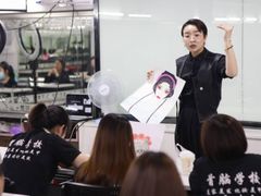 -首脑美容美发化妆美甲培训学校(龙岗校区)