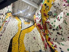 -问山MountQuest攀岩馆