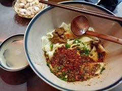 素臊子油泼面-弓家大队老碗面(高新咖啡街区店)