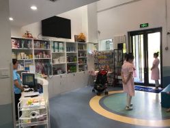 -马博士婴幼儿游泳馆(广安门旗舰店)