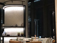 -瑰丽酒店·海吧·天际下午茶·现场DJ·天台酒吧