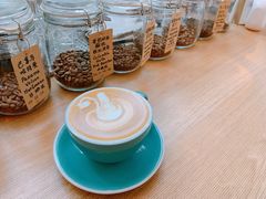 附魔拿铁-COFFEE HOLIC(朝外SOHO店)