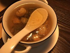 花旗参炖竹丝鸡汤-来龙里 精致 东南亚餐室(万象城店)