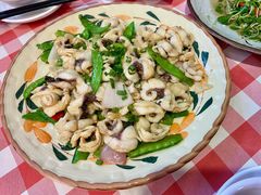 师傅炒鱼片-龙桥私厨·姜花菊花过桥鱼·顺德菜(容桂店)