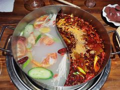 鸳鸯锅底-乐山串串香老火锅(鼓楼店)