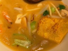 -荣家黄鱼面(前滩太古里店)