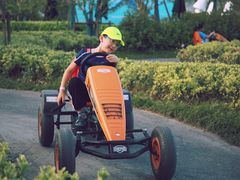 -季高兔窝窝亲子园(上海薰衣草公园店)