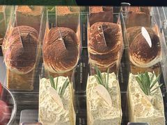 -W COLLECTIVE  DESSERT SHOP