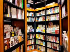 -西西弗书店&矢量咖啡(凯德晶萃广场店)