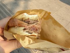 肉夹馍很诱人-樊记腊汁肉(竹笆市总店)
