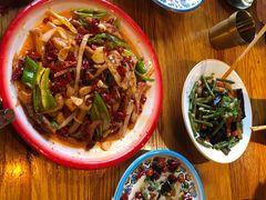 -柴窝堡22号辣子鸡·传承新疆菜