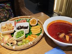 -云尊府云南菜·蒸汽石锅鱼(学清路店)