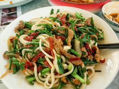 -汗腾格里·风味餐厅(新疆驻京办店)
