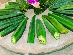 -东豪园林海鲜酒家(南港路辅路店)